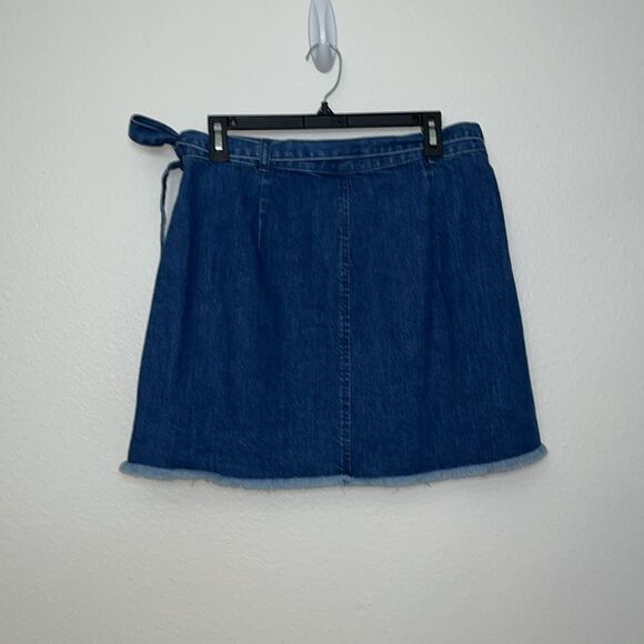 Madewell Raw-Hem Mini Wrap Skirt in Cardiff Wash sz 12 - Picture 6 of 9